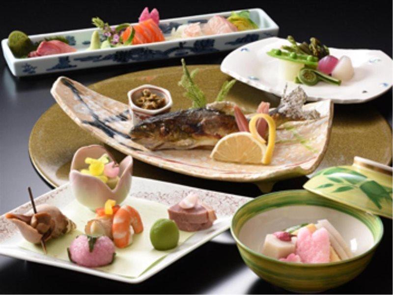 Sasaya Hotel Nagano Buitenkant foto